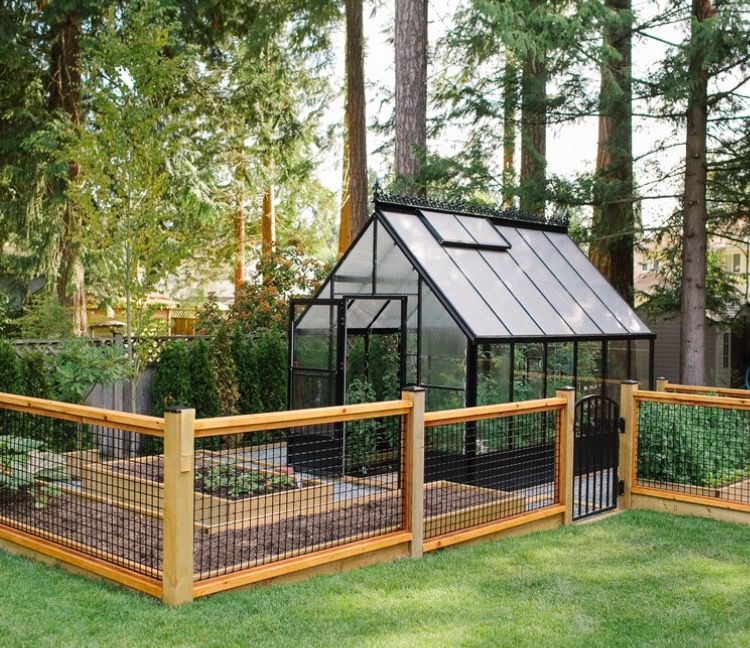 Cross Country Parkside 8X12 Glass Greenhouse