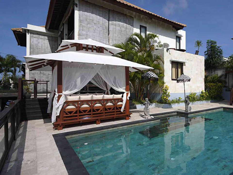 Exquisite Handcrafted Solid Wood Gazebo from Bali Indonesia