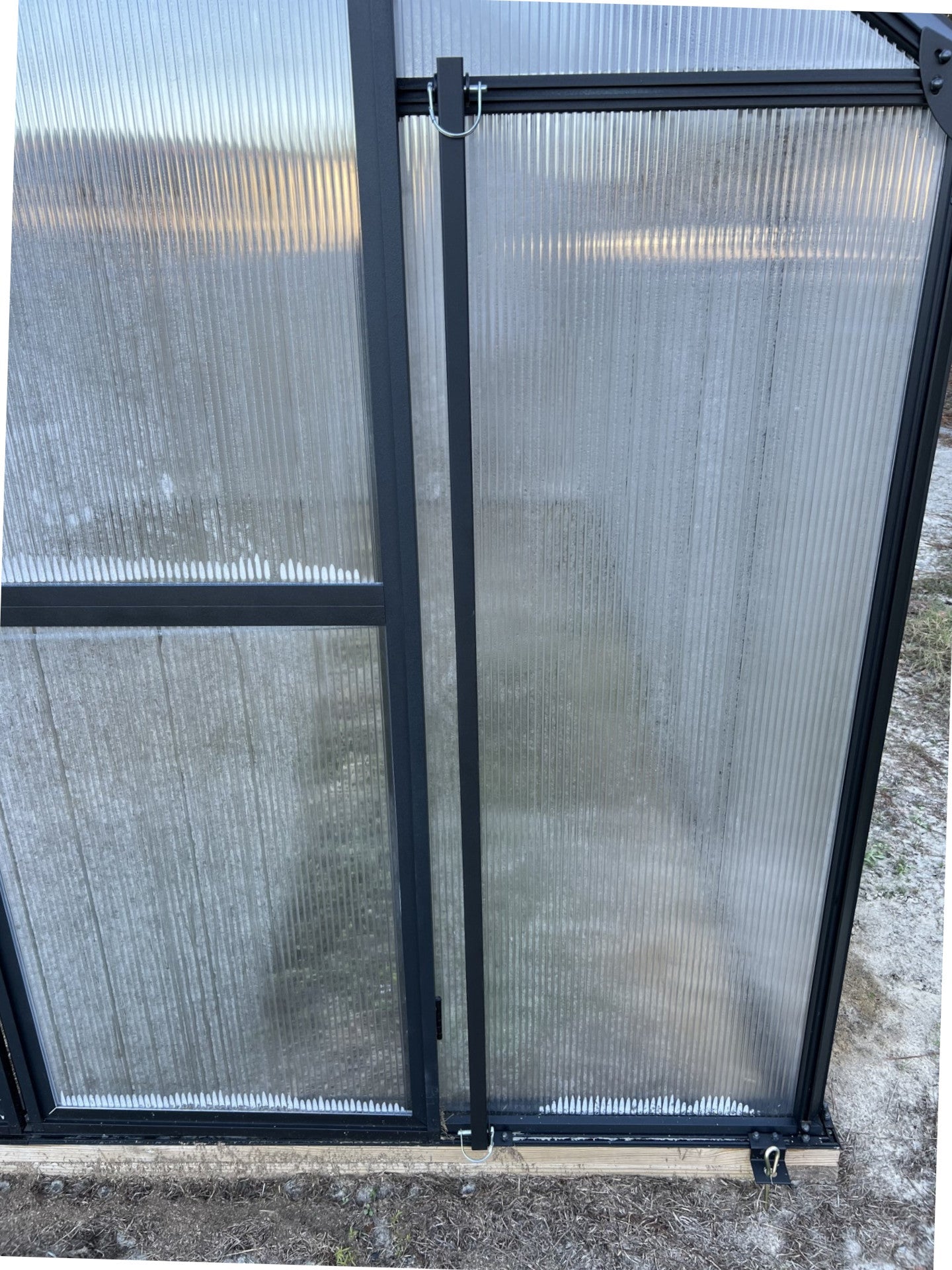 Riverstone MONT Greenhouse 8x16