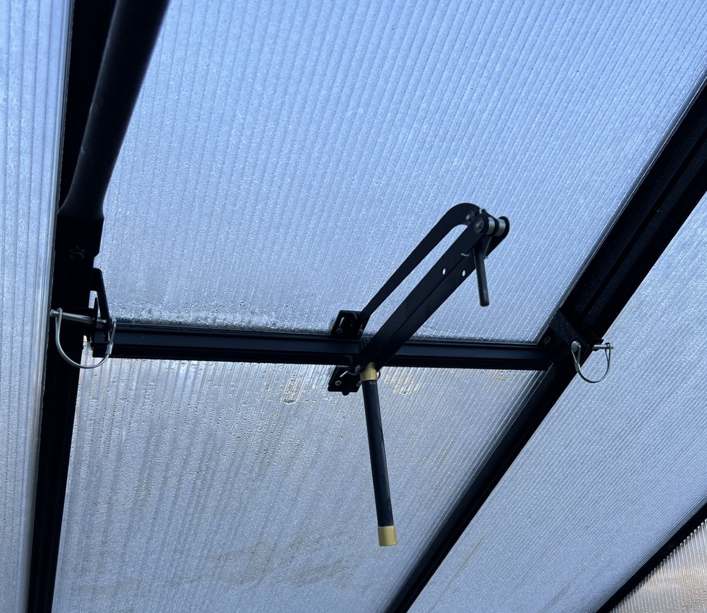 Riverstone MONT Greenhouse 8x16